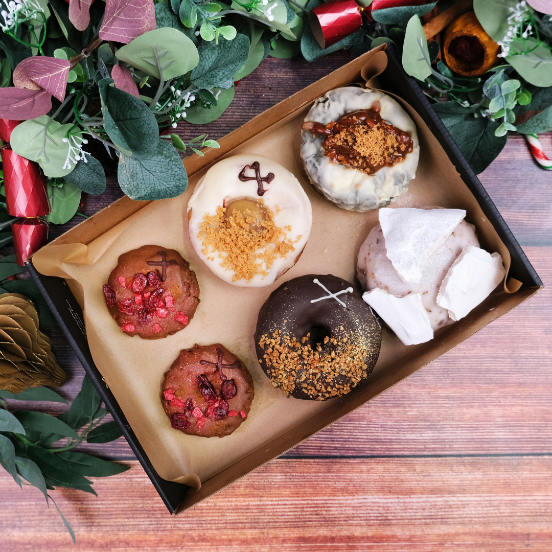Christmas Doughnut & Cookie Selection | Christmas | Boxes | Crosstown |