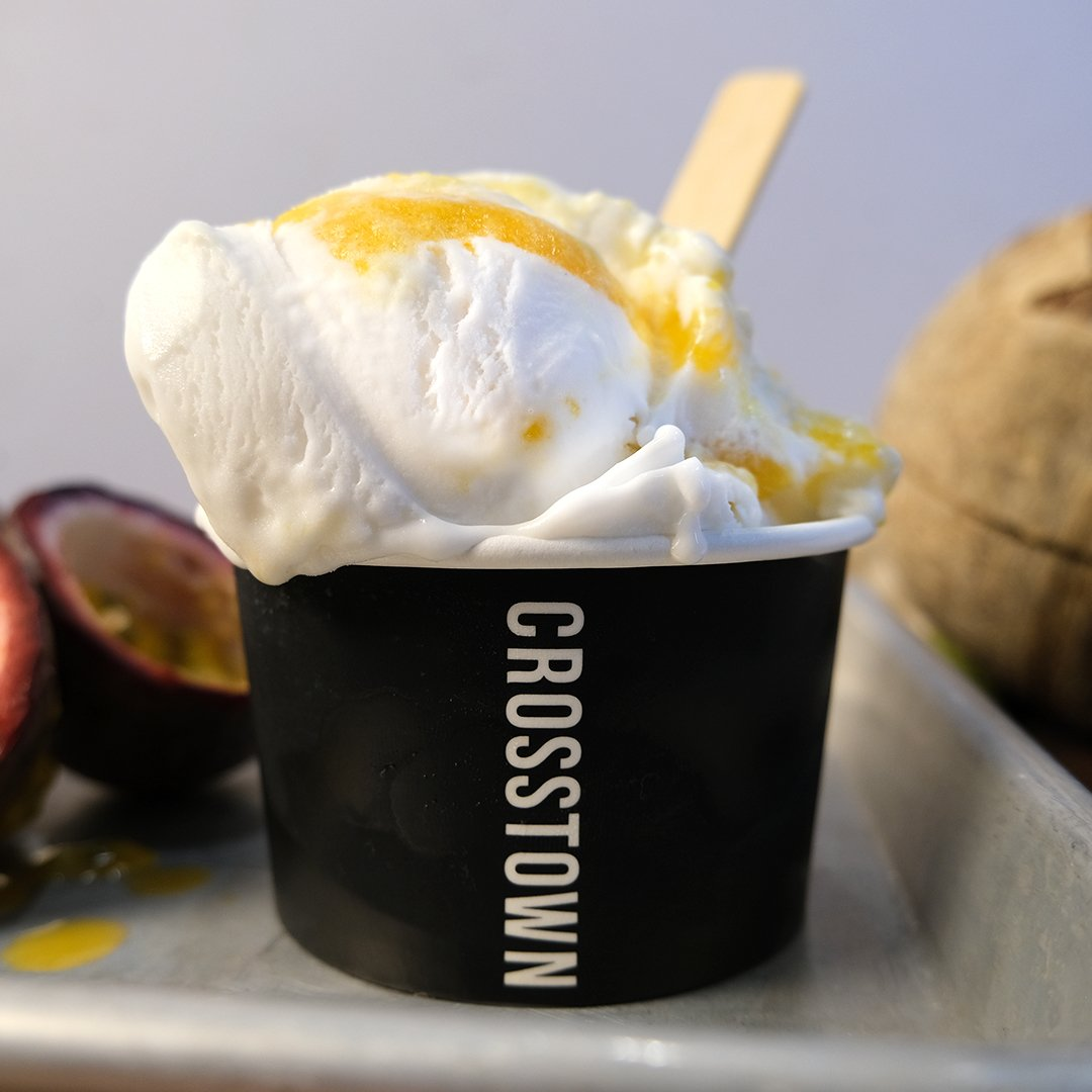 Crosstown coconut & passionfruit ripple (ve) ice cream pot 2