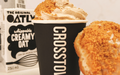 Crosstown x Oatly – The Cinnamon Scroll latte