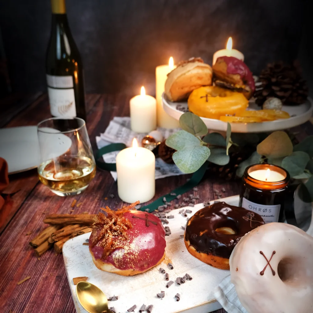 Christmas Doughnuts | Christmas Gifts | Christmas Doughnut Gift Boxes | Crosstown